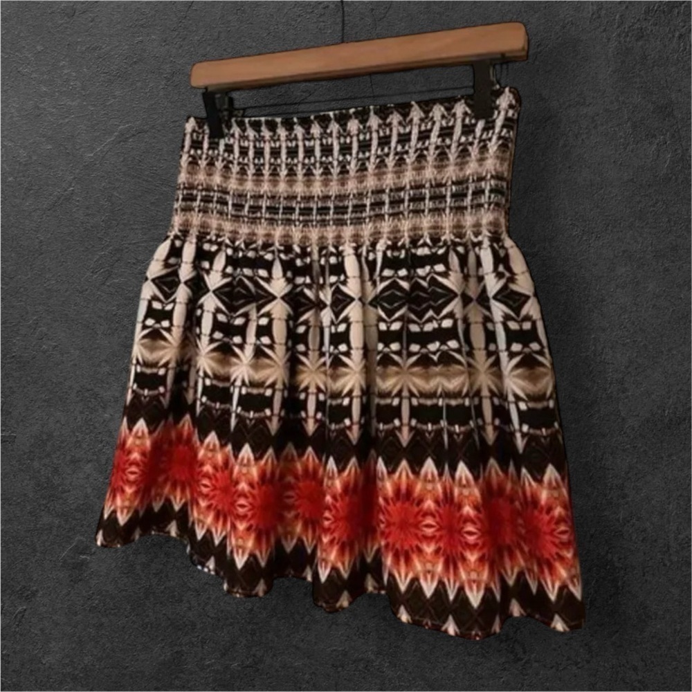 White House Black Market Pleated Mini Skirt Small